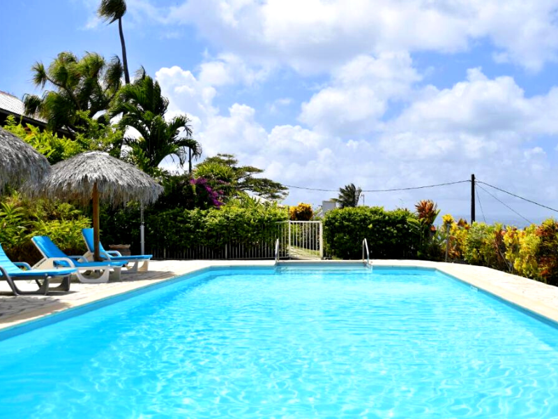 hebergement-hotel-le-panoramic-piscine-martinique