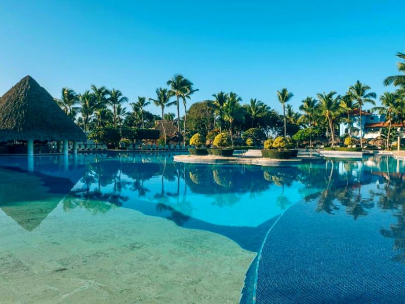 hebergement-hotel-iberostar-hacienda-dominicus-vue-aerienne-espace-exterieur-la-romana-republique-dominicaine