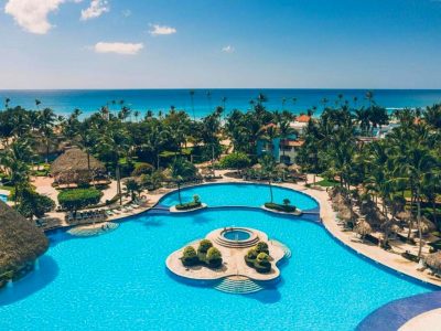 hebergement-hotel-iberostar-hacienda-dominicus-vue-aerienne-piscine-la-romana-republique-dominicaine