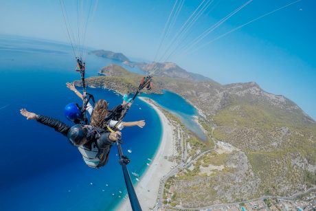 Parachute jump. Paragliding experience